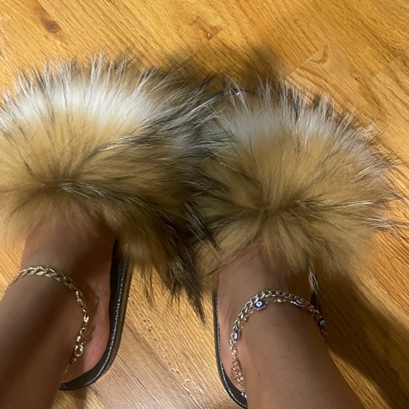 Fur slides - Picture 4 of 6